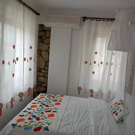 Adahan ホテル ボズカーダ