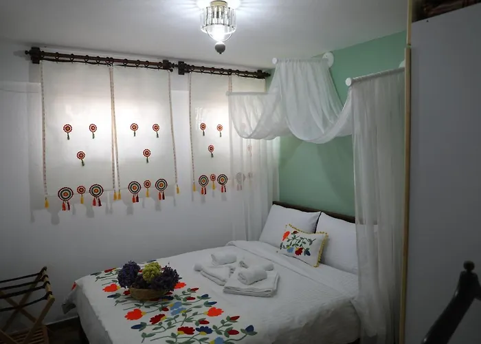 Adahan מלון בוזקאדה